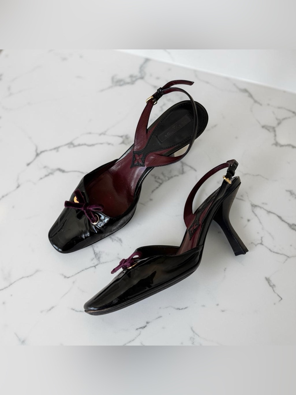 Vintage 90s Louis Vuitton Black Burgundy Patent Leather Velvet Bow Kitten Heels